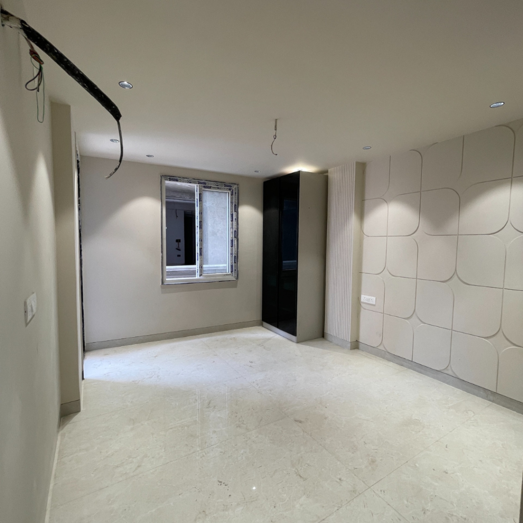 Independent 3 BHK Flat In South Delhi